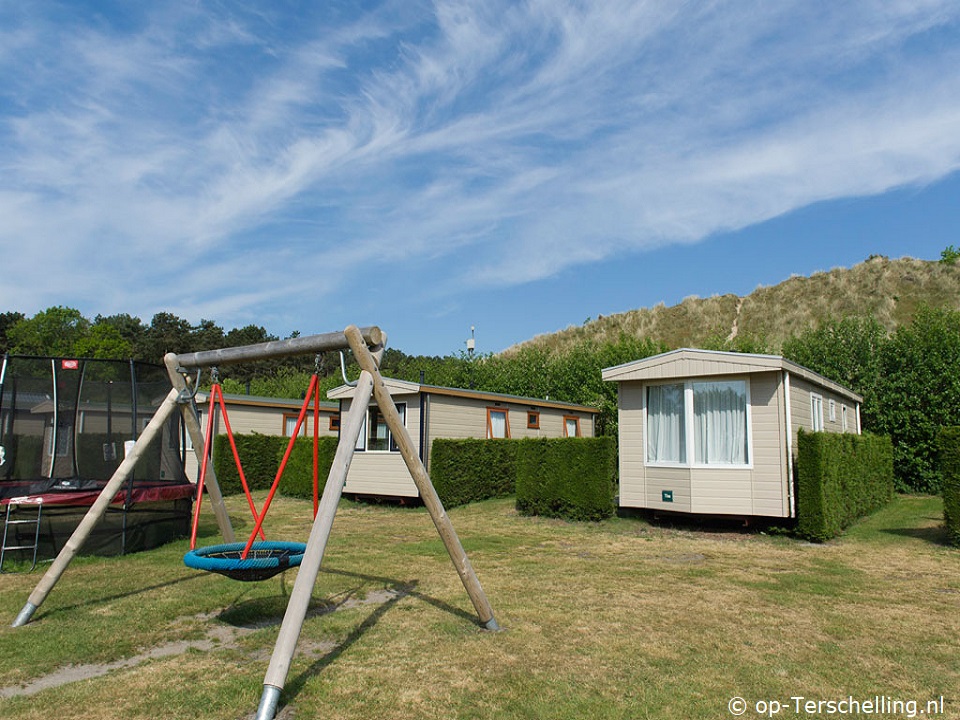 Buitenaanzicht Jort op Camping Wulp