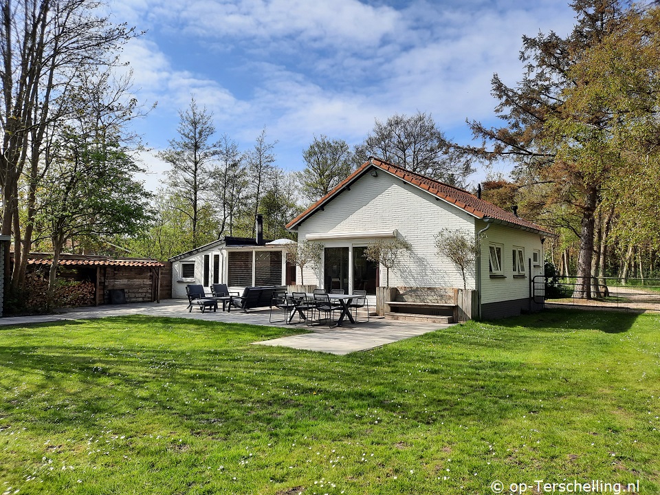 Belhamel, Bungalow op Terschelling