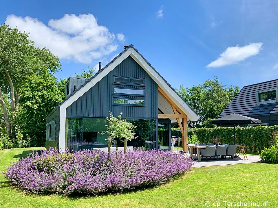 Buitenbosch 22, Bungalow op Terschelling