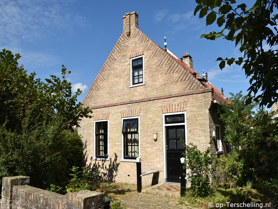 Om Aest - Oude Duinweg 3, Bungalow op Terschelling