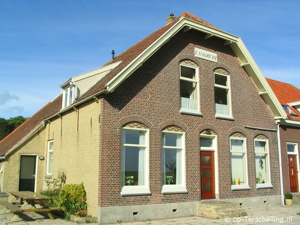 Buitenaanzicht Boerderijwoning Landzicht