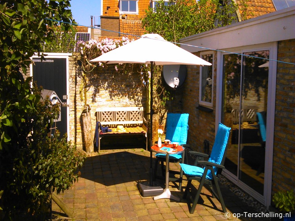 Blauwzee, Bungalow op Terschelling