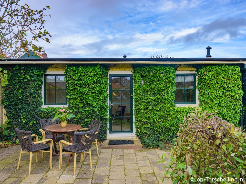 Boppe, Bungalow op Terschelling