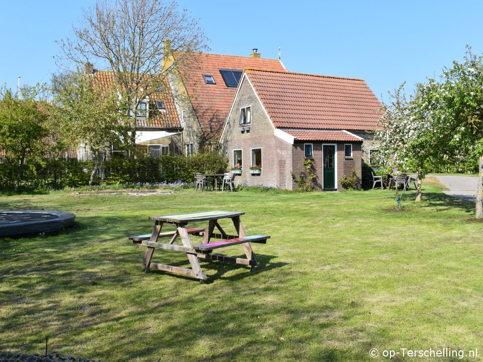 De Kamp, Bungalow op Terschelling